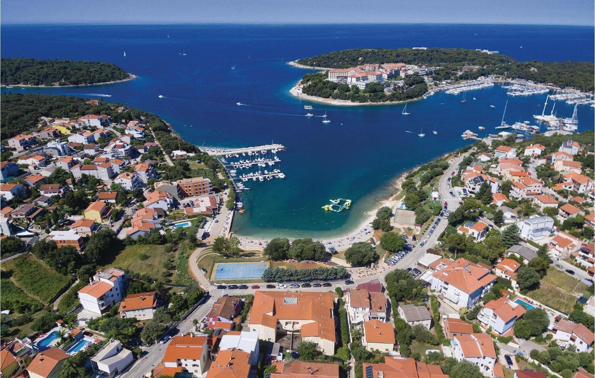Cozy Apartment In Pula With Wifi *